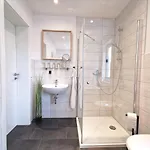 Bohnapartments Südpark - Nähe Steigerwaldstadion - Parkplatz - Wlan - Vollausstattung *