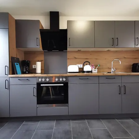 Bohnapartments Suedpark - Naehe Steigerwaldstadion - Gratis Parkplatz - Wlan - Vollausstattung Érfurt