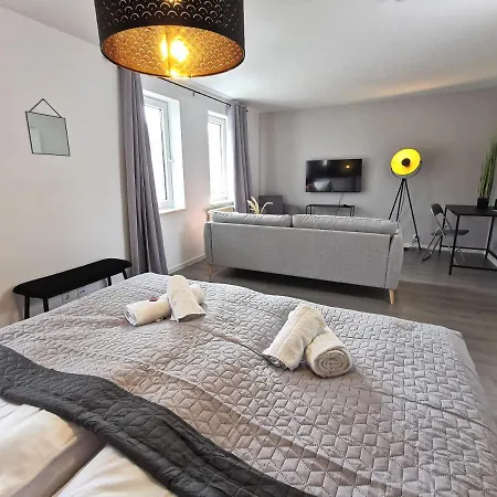 Bohnapartments Suedpark - Naehe Steigerwaldstadion - Parkplatz - Wlan - Vollausstattung * Erfurt